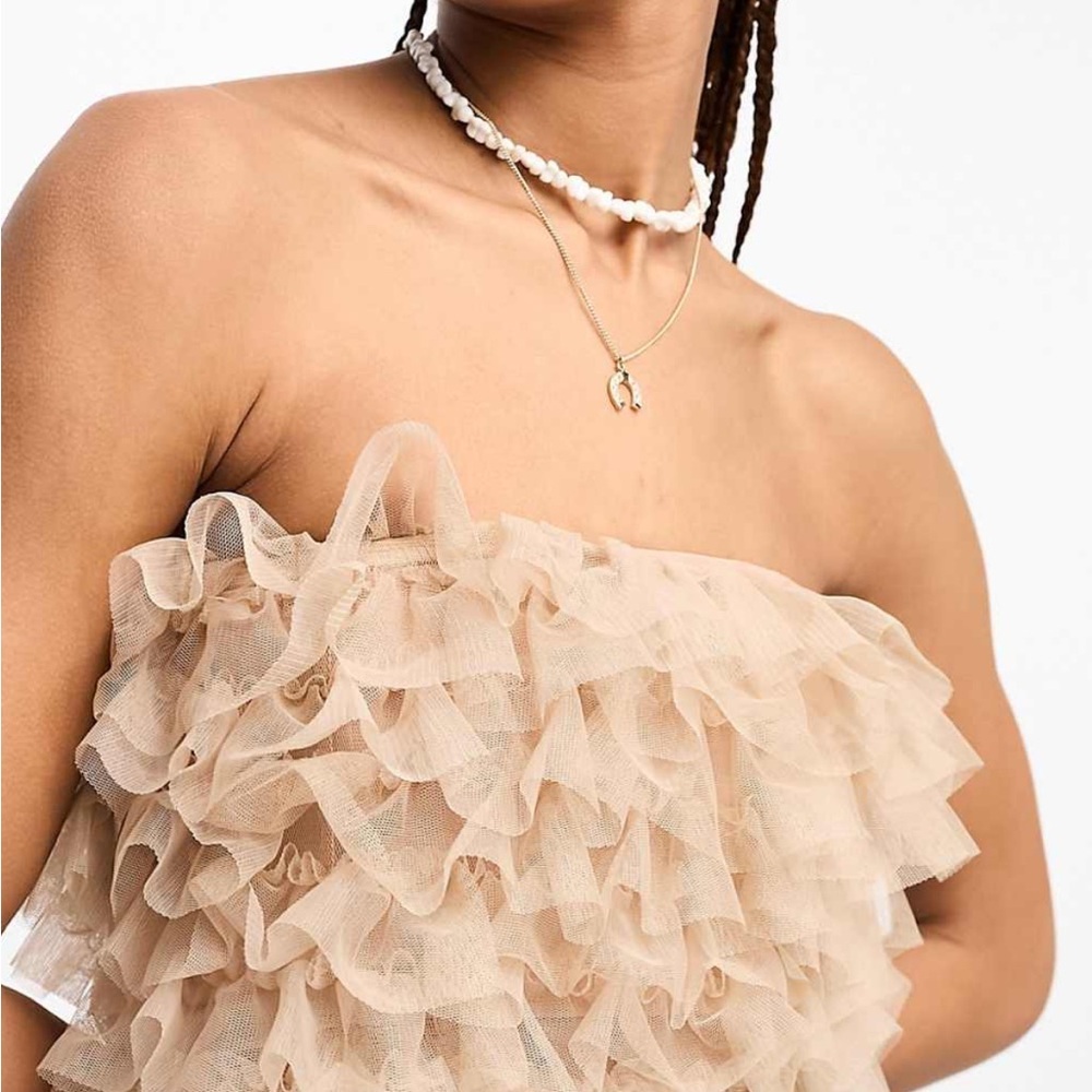 Ruffled Strapless Top in Beige